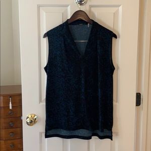 Tahari blouse